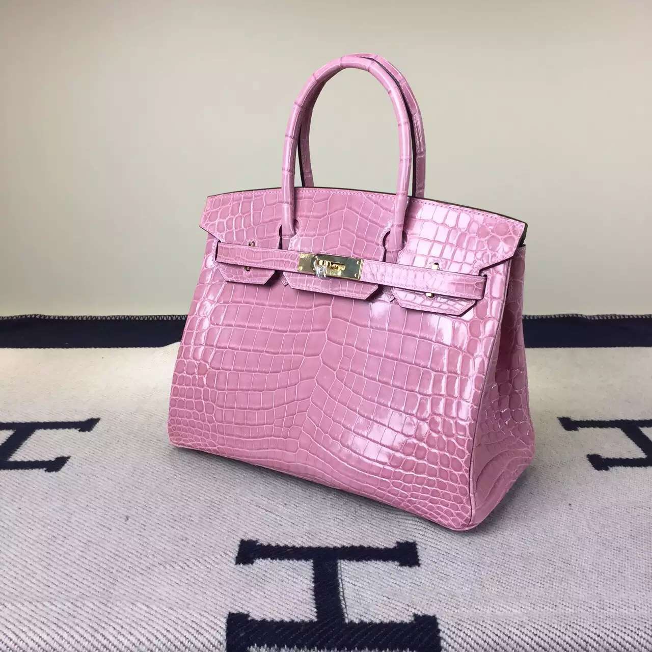 New Pretty Hermes Light Pink Crocodile Shiny Leather Birkin Bag 30cm — Hermes Crocodile Birkin Bag