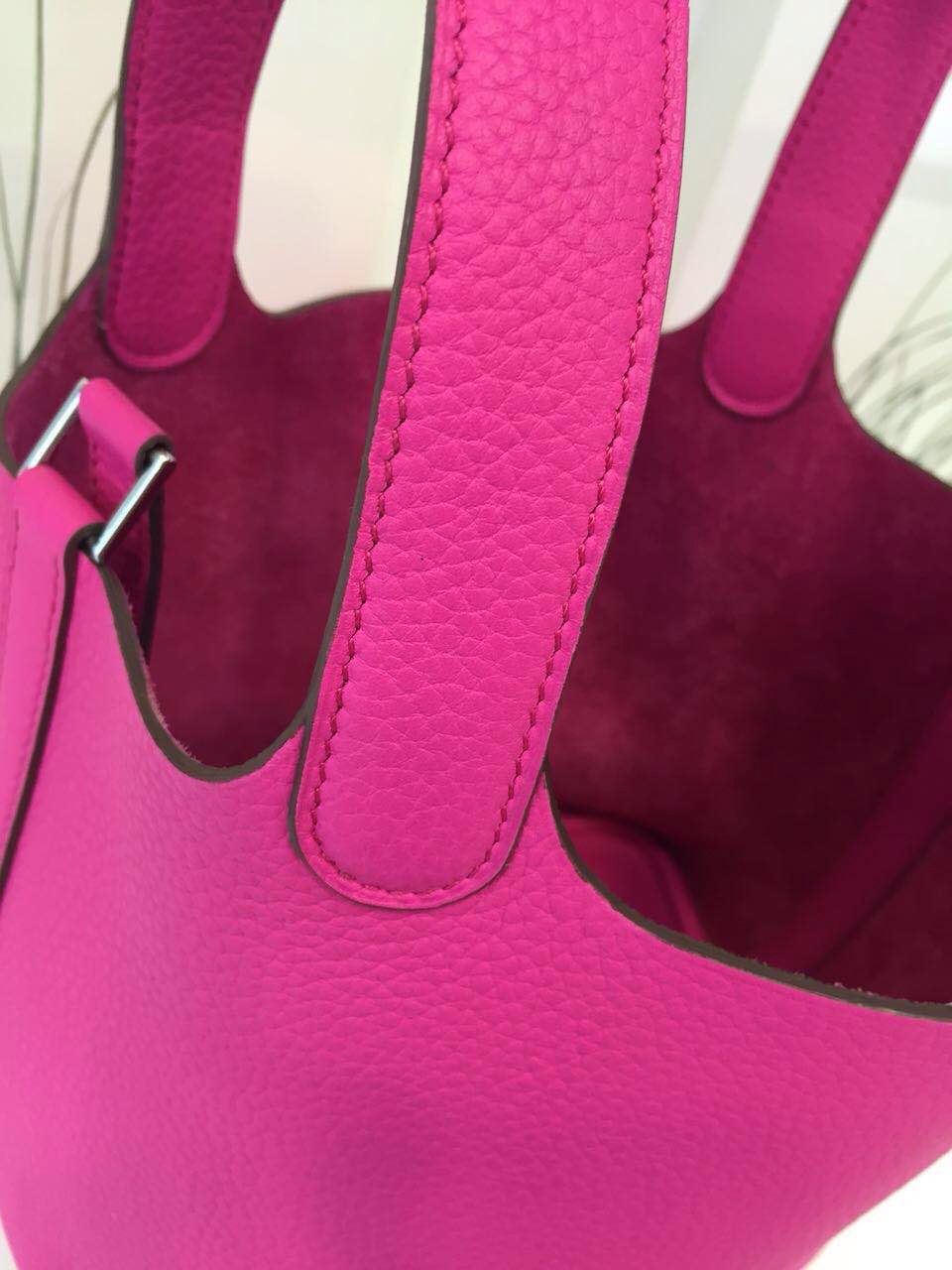 Hermès Togo Picotin Lock 22 - Red Bucket Bags, Handbags - HER554583